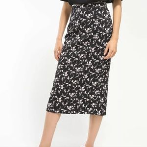 NWT No.21 Black Floral Pencil Skirt Size40